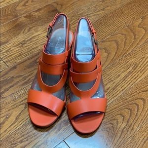 BRAND NEW Market & Spruce Orange Wedges